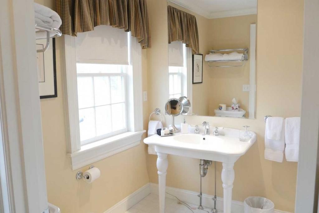 Compass Rose Inn Newburyport Buitenkant foto