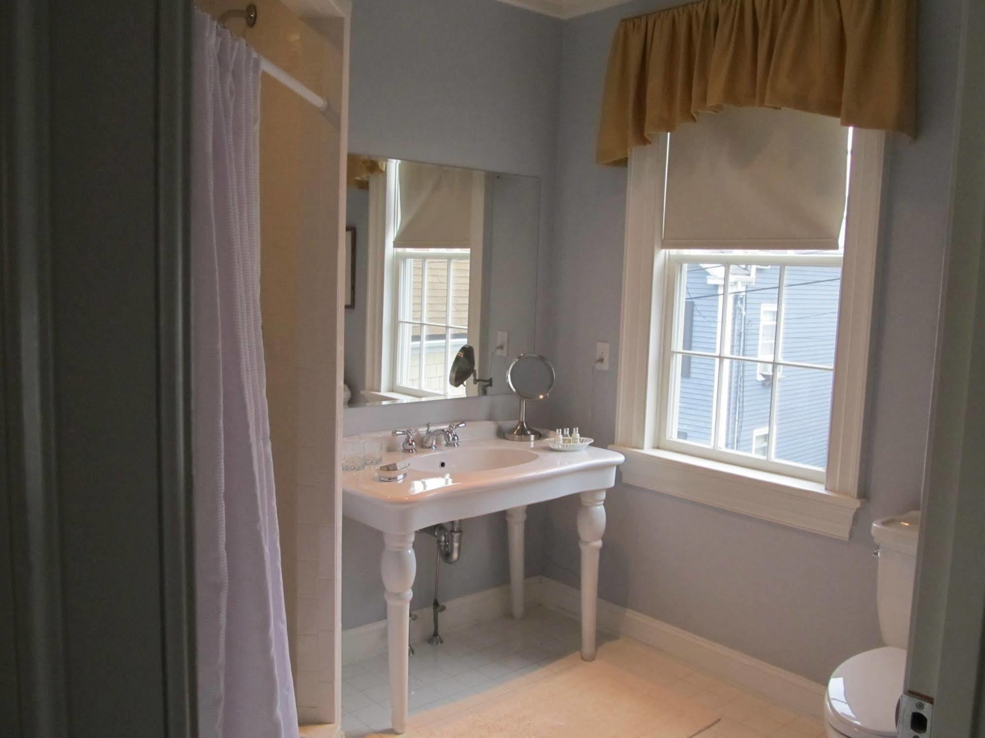 Compass Rose Inn Newburyport Buitenkant foto