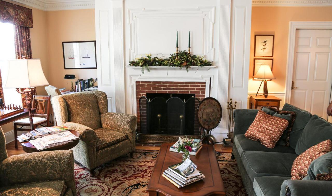 Compass Rose Inn Newburyport Buitenkant foto